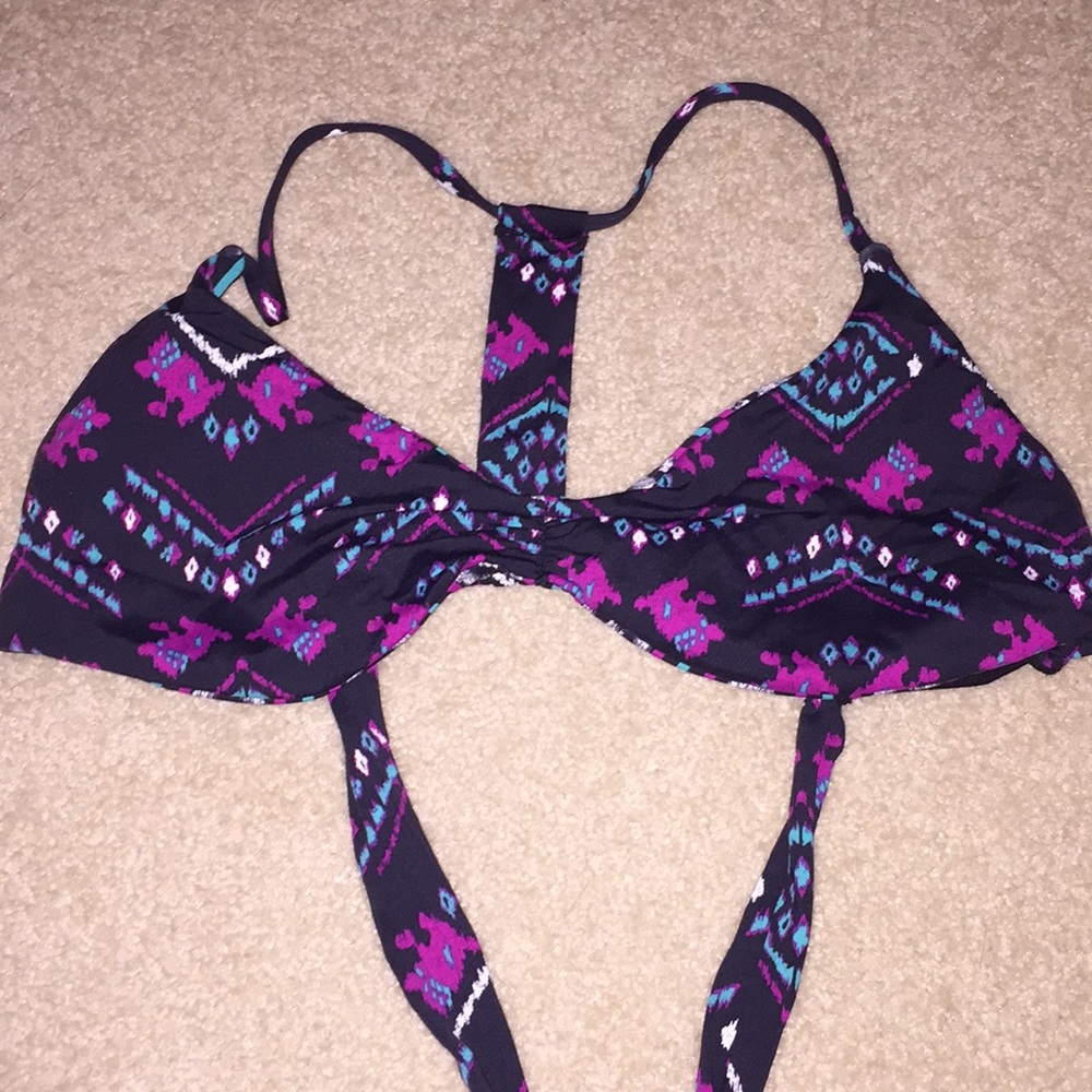 Reversible bikini top